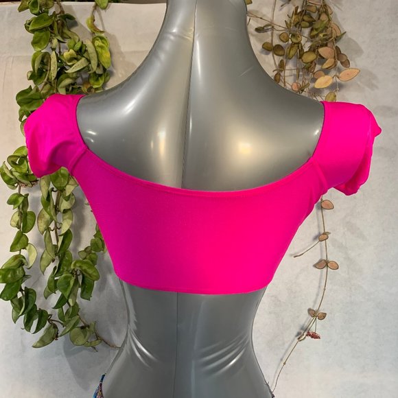 Knotted-Front Swim Crop Top  👙 - Picture 7 of 9